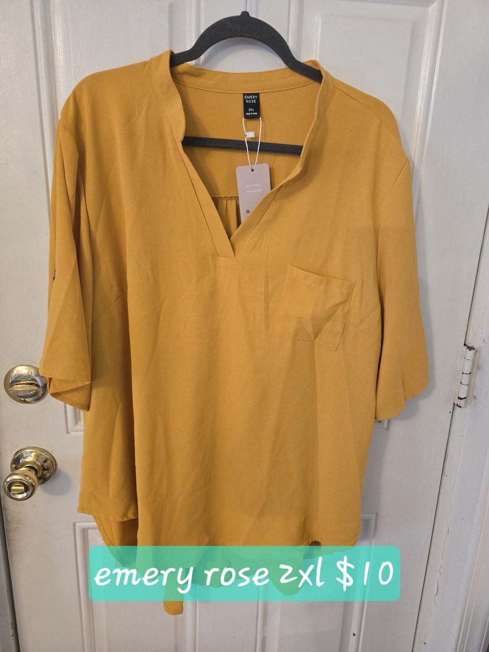 Emery Rose Plus-Size Mustard Split-Neck Tunic